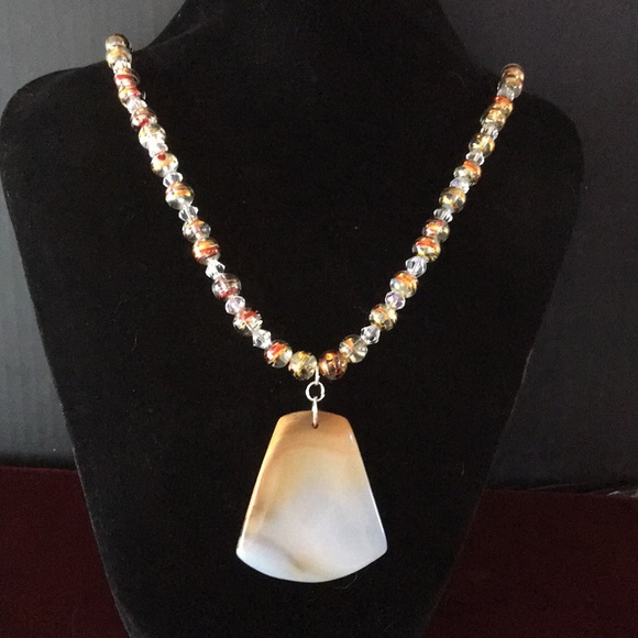 🩸Chalcedony Agate Stone Necklace🩸 - Picture 1 of 7